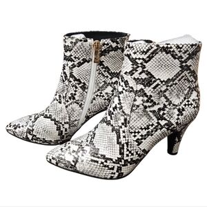 IDIFU Clara Snake Print Ankle Boots Size 5